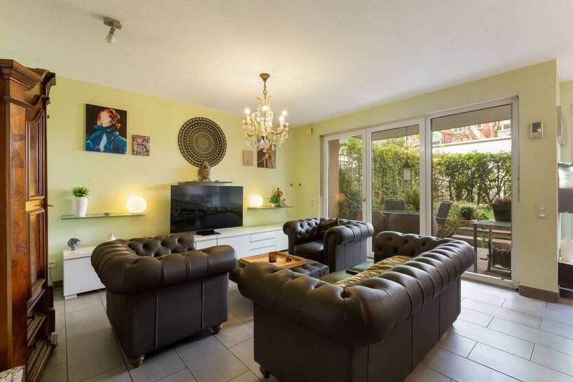 Moderne TraumWohnung mit zwei Gärten und sonniger Terrasse - Wohnen in Bestlage von Pempelfort