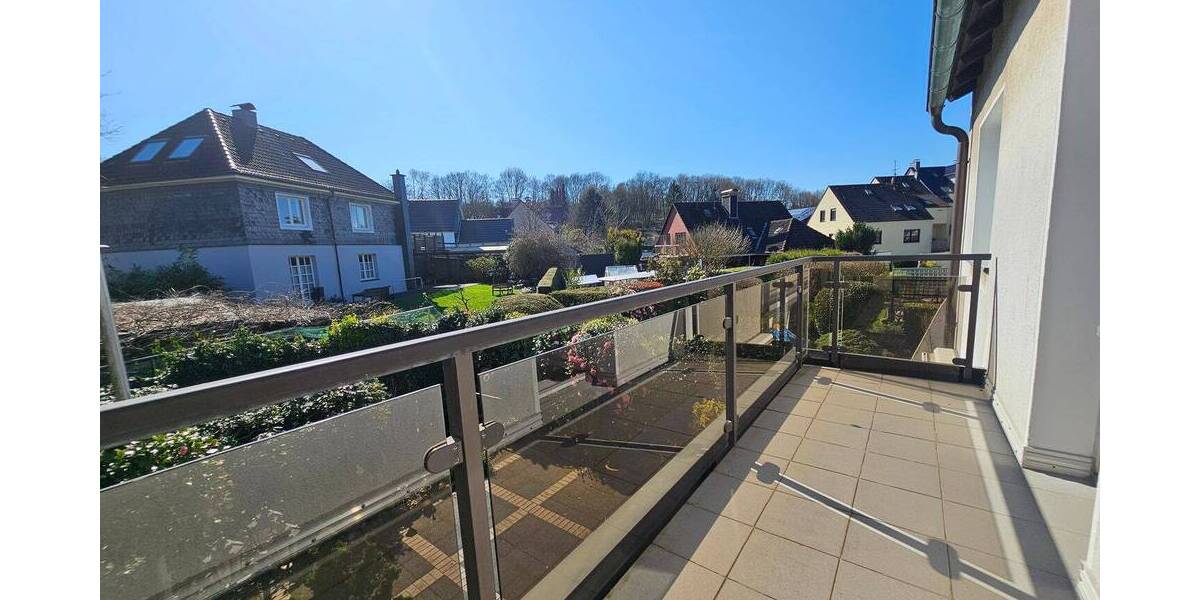 Einfamilienhaus Solingen Gräfrath - 3 Zimmer, 140 m&sup2;, 1.680&euro; | Angebot:26502717