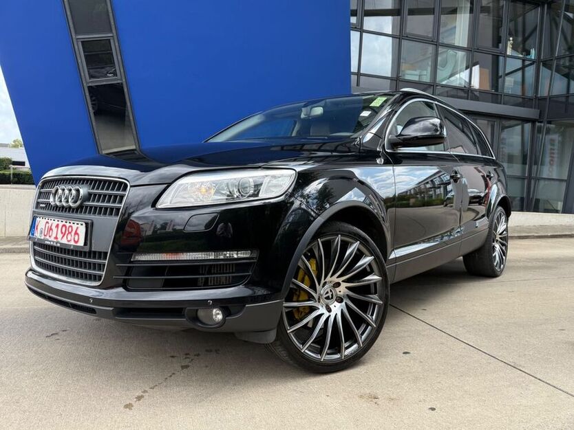 Q7