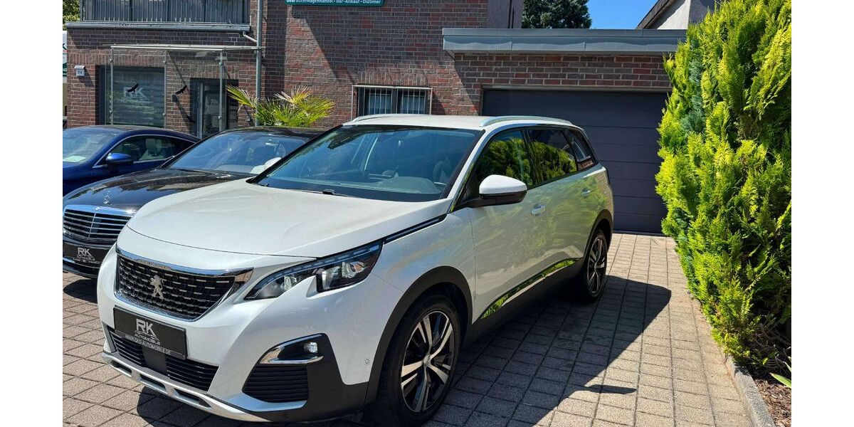 Peugeot 5008 112.000 km 12.500 &euro; Solingen 42651