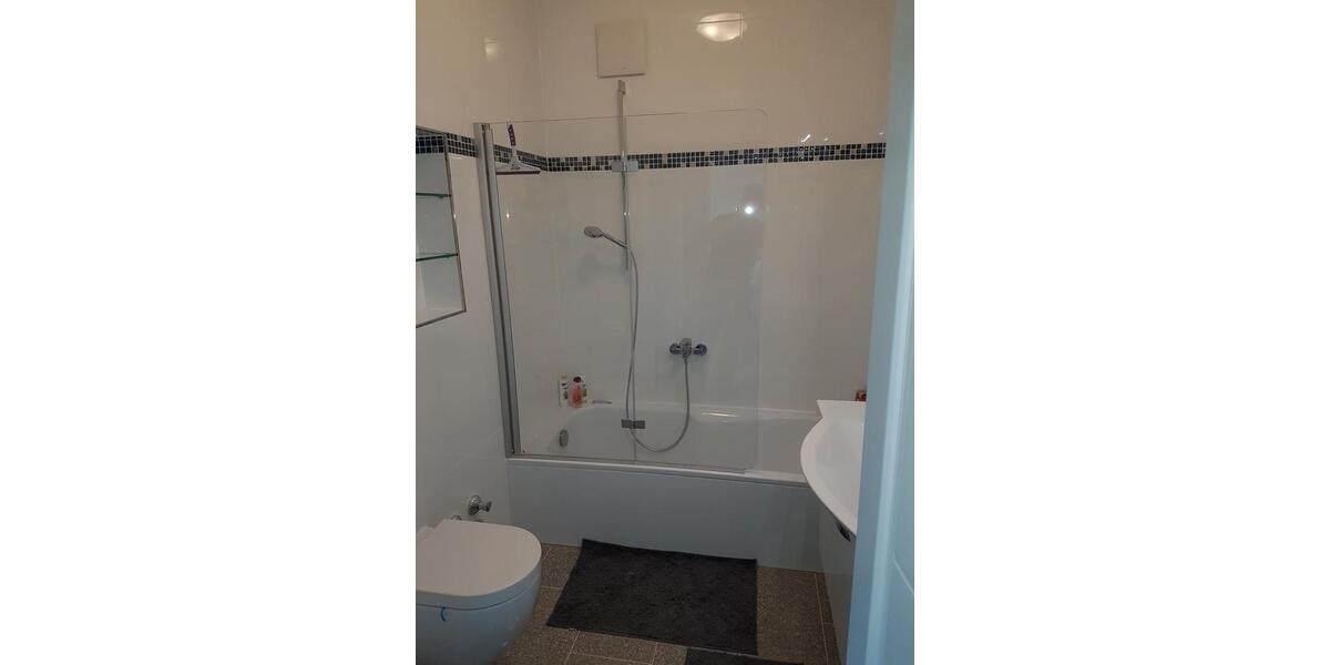 Etagenwohnung Neuss Gnadental - 2 Zimmer, 60 m&sup2;, 1.290&euro; | Angebot:27605491