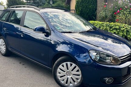 VW Golf 243.197 km 3.990 &euro; Hilden 40724