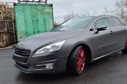Peugeot 508 275.400 km 6.500 € Leverkusen 51371