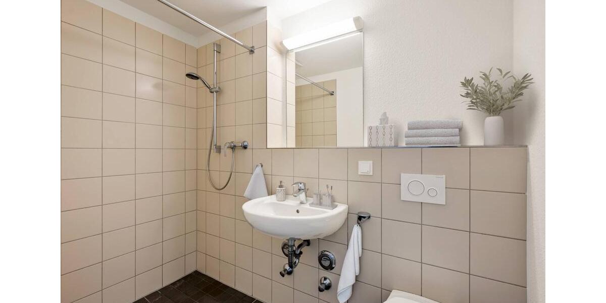 Etagenwohnung Köln Ehrenfeld - 2 Zimmer, 45 m&sup2;, 999&euro; | Angebot:24583558