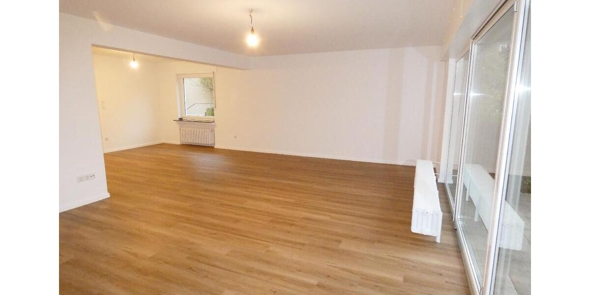 Erdgeschoßwohnung Leverkusen Opladen - 3 Zimmer, 130 m&sup2;, 1.290&euro; | Angebot:24353622