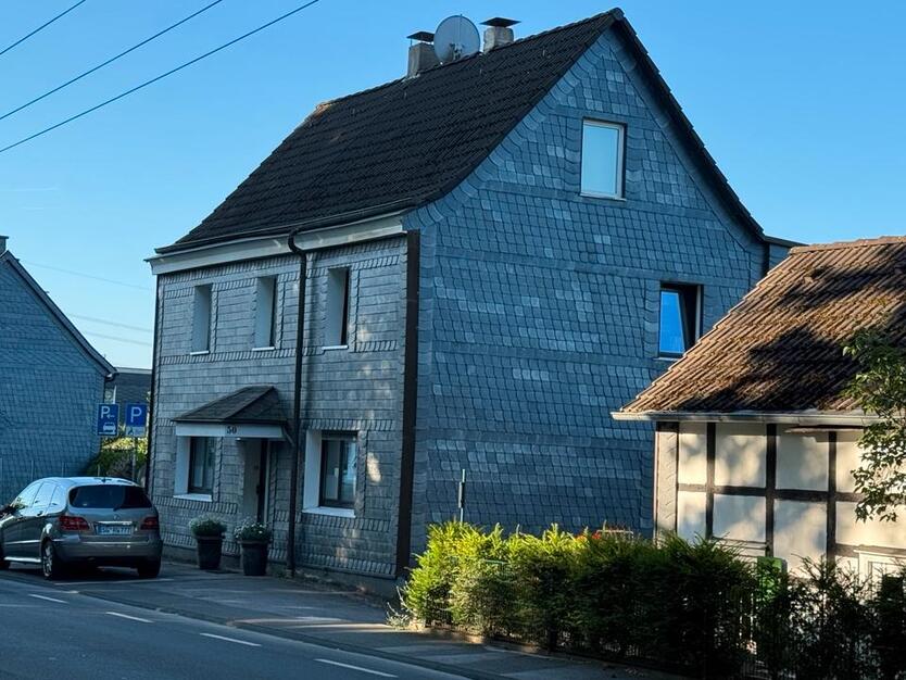 Freistehendes Zweifamilienhaus in guter Lage zu verkaufen zimmer