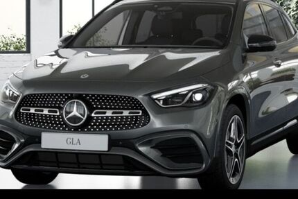 Mercedes-Benz GLA 200 9.900 km 44.490 &euro; Düsseldorf 40470