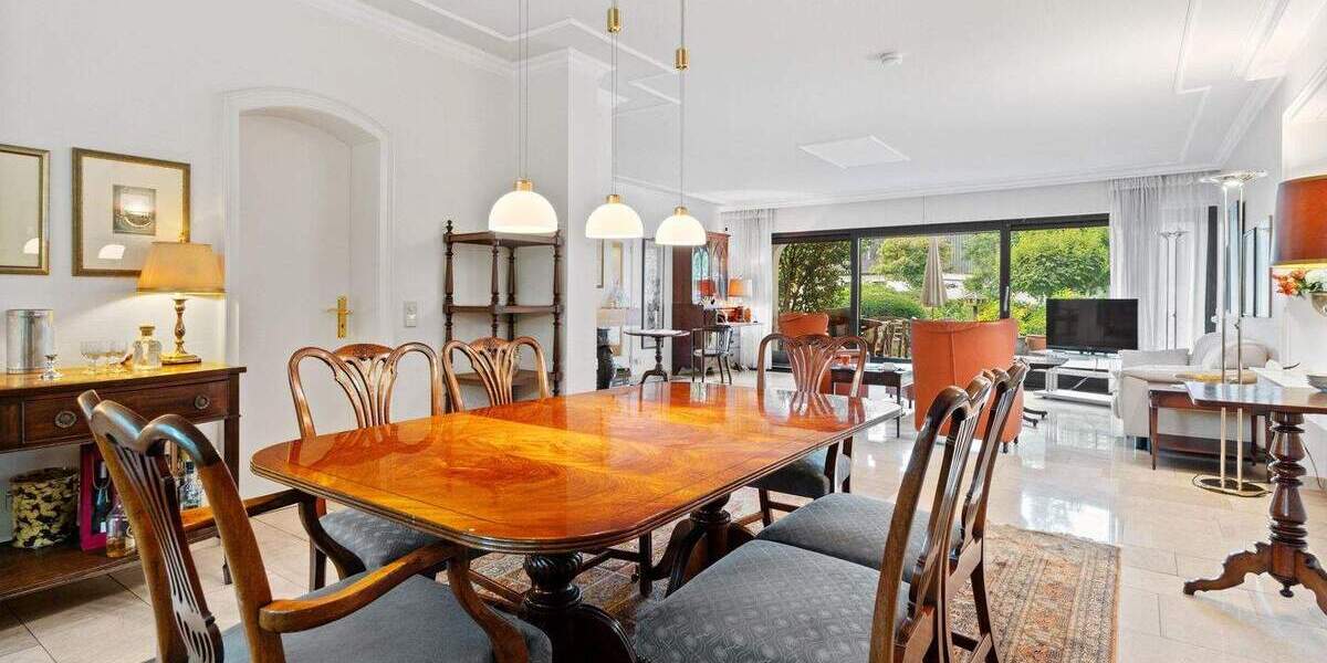 Einfamilienhaus Ratingen Hösel - 9 Zimmer, 303 m&sup2;, 1.450.000&euro; | Angebot:24462555