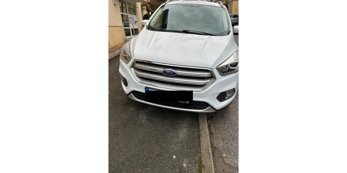 Ford Kuga 90.000 km 13.900 &euro; Gevelsberg 58285