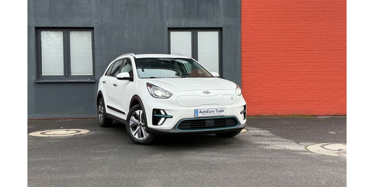 Kia Niro 207.878 km 15.890 € Neuss 41472