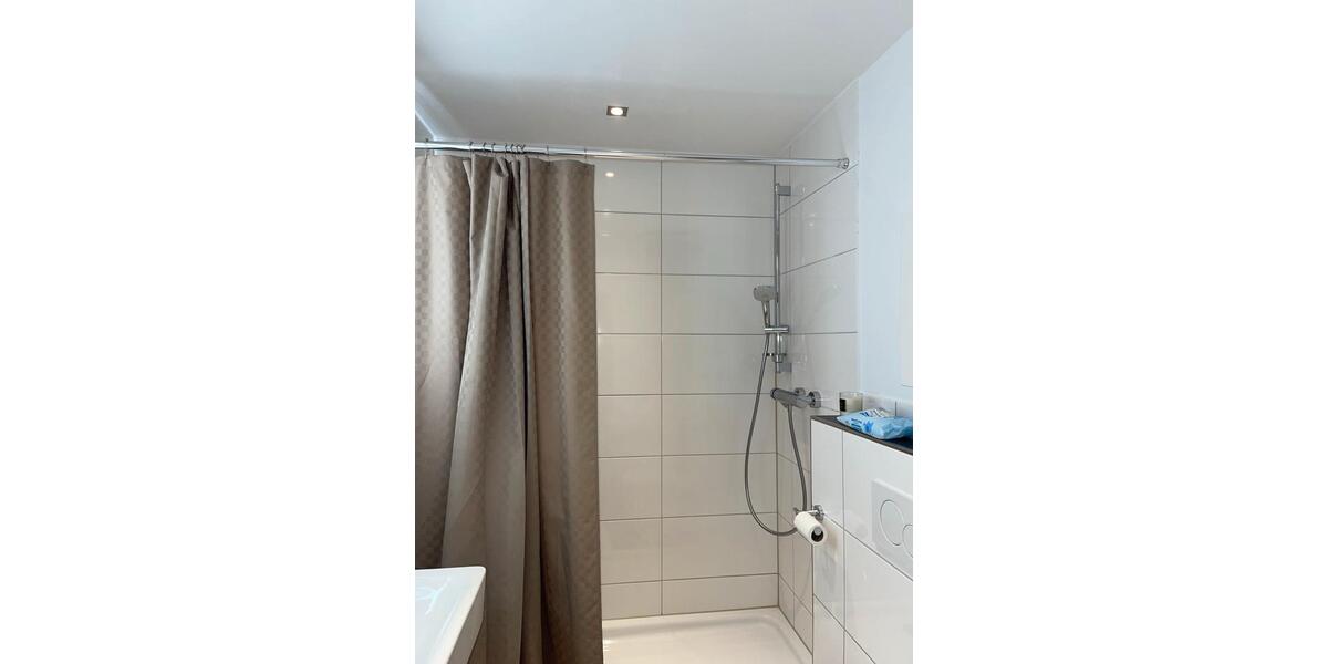 Etagenwohnung Düsseldorf Stadtmitte - 2 Zimmer, 52 m&sup2;, 1.350&euro; | Angebot:24363858