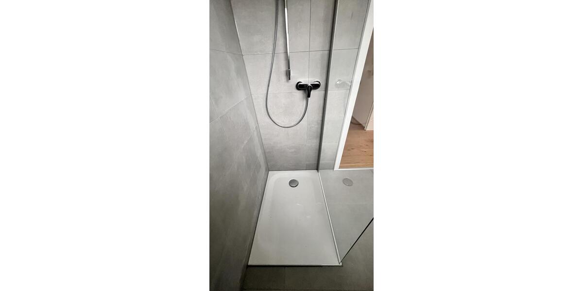 Erdgeschoßwohnung Düsseldorf Lörick - 3 Zimmer, 83 m&sup2;, 1.395&euro; | Angebot:26425534