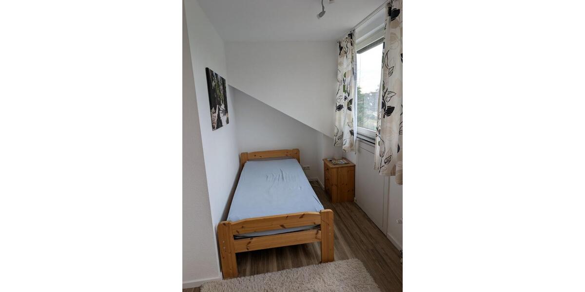 Dachgeschoßwohnung Ratingen Lintorf - 2 Zimmer, 45 m&sup2;, 680&euro; | Angebot:24663592