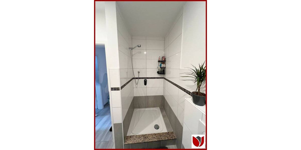 Haushälfte A - Stellplatz – Nähe Zentrum Solingen-Gräfrath – Effizienzklasse A 3 zimmer