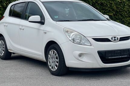 Hyundai i20 213.000 km 3.650 &euro; Wuppertal 42389