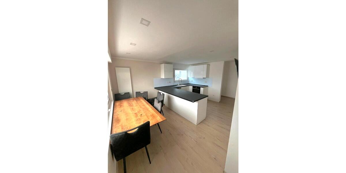 Einfamilienhaus Wuppertal Gemarkung Langerfeld - 6 Zimmer, 180 m&sup2;, 2.200&euro; | Angebot:24837657