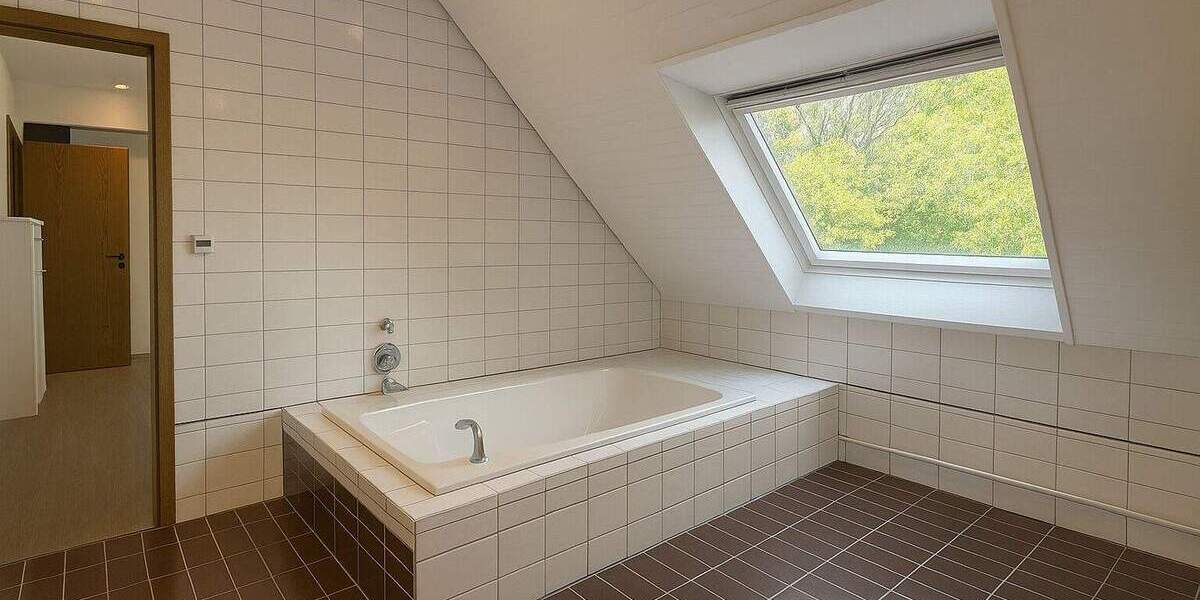 Etagenwohnung Düsseldorf / Himmelgeist Himmelgeist - 5 Zimmer, 190 m&sup2;, 850.000&euro; | Angebot:24035640