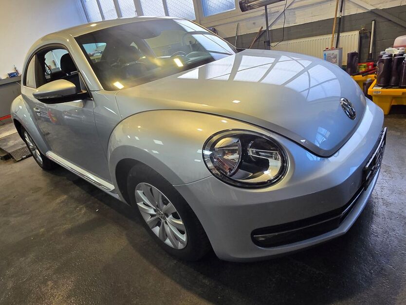 VW Beetle 79.700 km 13.800 € Neuss 41469