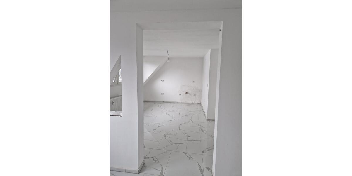 Dachgeschoßwohnung Remscheid Lüttringhausen - 3 Zimmer, 85 m&sup2;, 800&euro; | Angebot:25484253