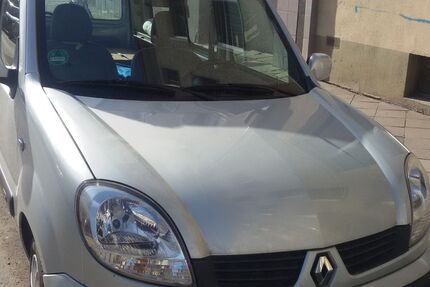 Renault Kangoo 154.000 km 4.999 &euro; Düsseldorf 40472