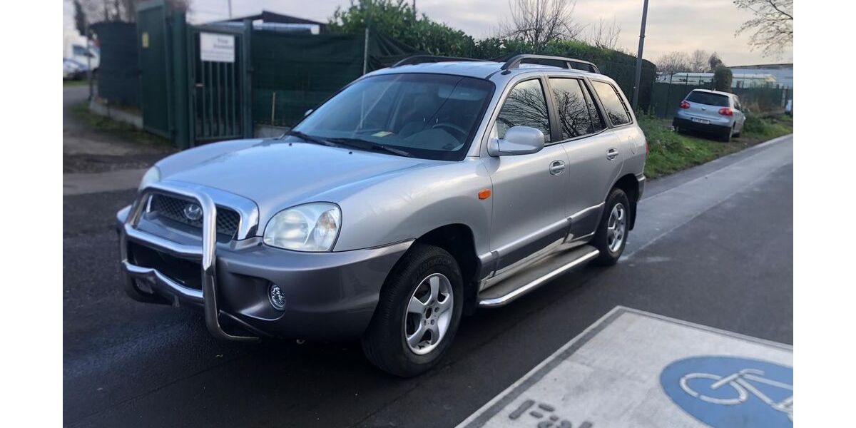 Hyundai SANTA FE 200.000 km 2.700 € Köln 50739