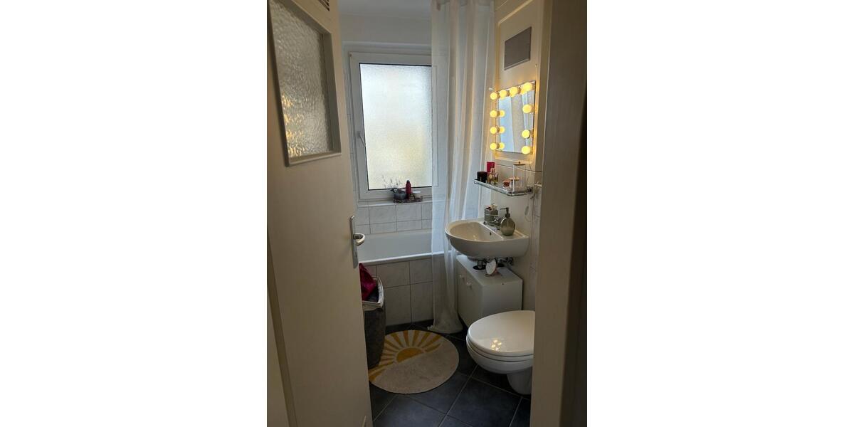 Etagenwohnung Wuppertal Lichtenplatz - 1.5 Zimmer, 36 m&sup2;, 395&euro; | Angebot:24748692