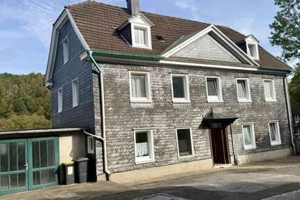 Haus Wuppertal Beyenburg - 10 Zimmer, 244 m&sup2;, 279.000&euro; | Angebot:27668362