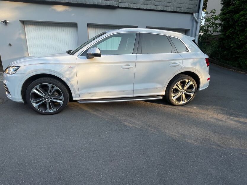 Audi Q5 93.500 km 33.499 € Remscheid 42859