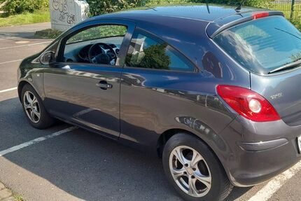 Opel Corsa 103.153 km 3.300 &euro; Solingen 42651