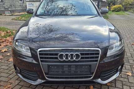 Audi A4 120.000 km 9.900 € Köln 51107