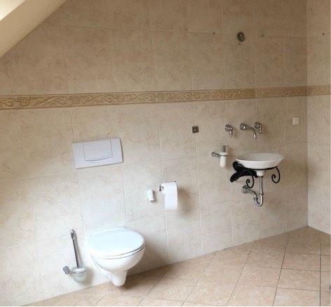 Dachgeschoßwohnung Wuppertal Gemarkung Langerfeld - 2 Zimmer, 95 m&sup2;, 1.030&euro; | Angebot:24359796