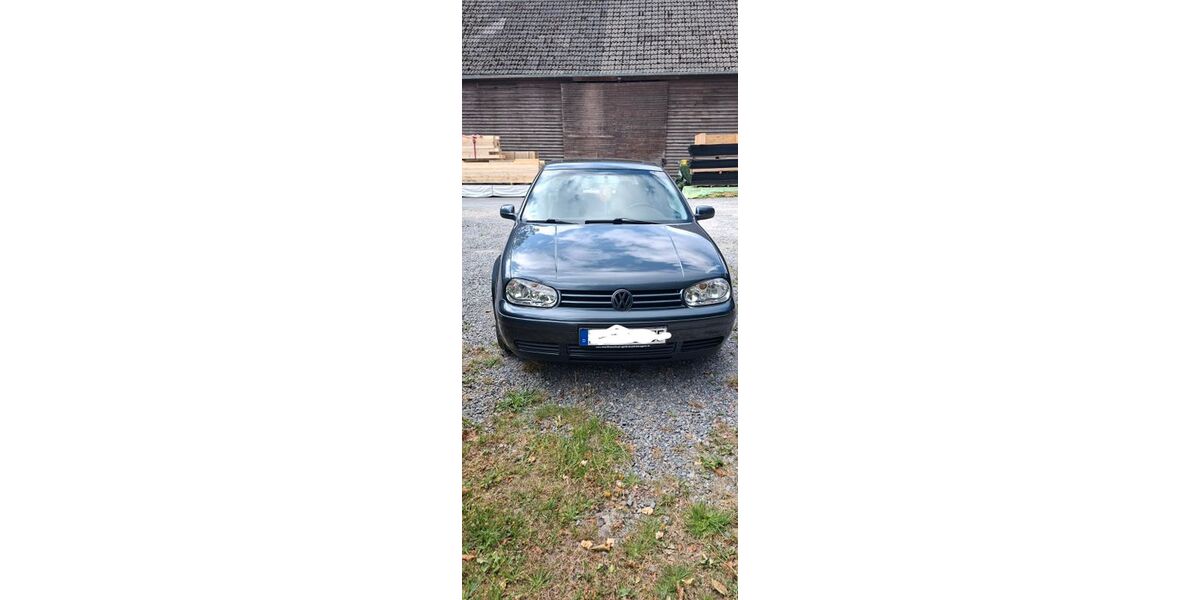 VW Golf 127.000 km 1.950 &euro; Haan 42781