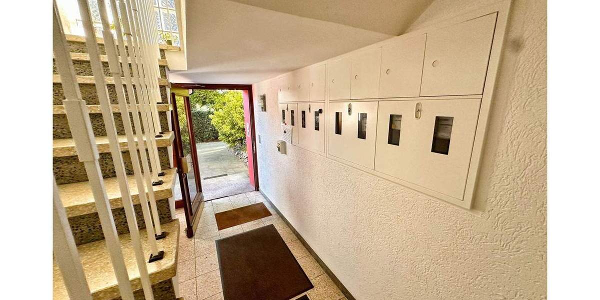 Etagenwohnung Remscheid Nord - 2 Zimmer, 83 m&sup2;, 139.900&euro; | Angebot:24708509