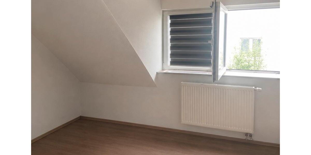Reihenhaus Köln Chorweiler - 4 Zimmer, 101 m&sup2;, 1.600&euro; | Angebot:26658912