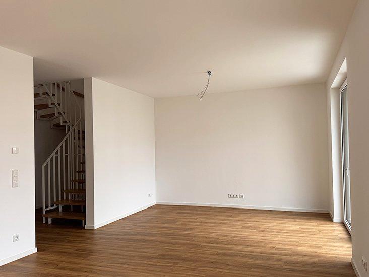 Reihenhaus Neuss - 4 Zimmer, 135 m&sup2;, 2.595&euro; | Angebot:26196885