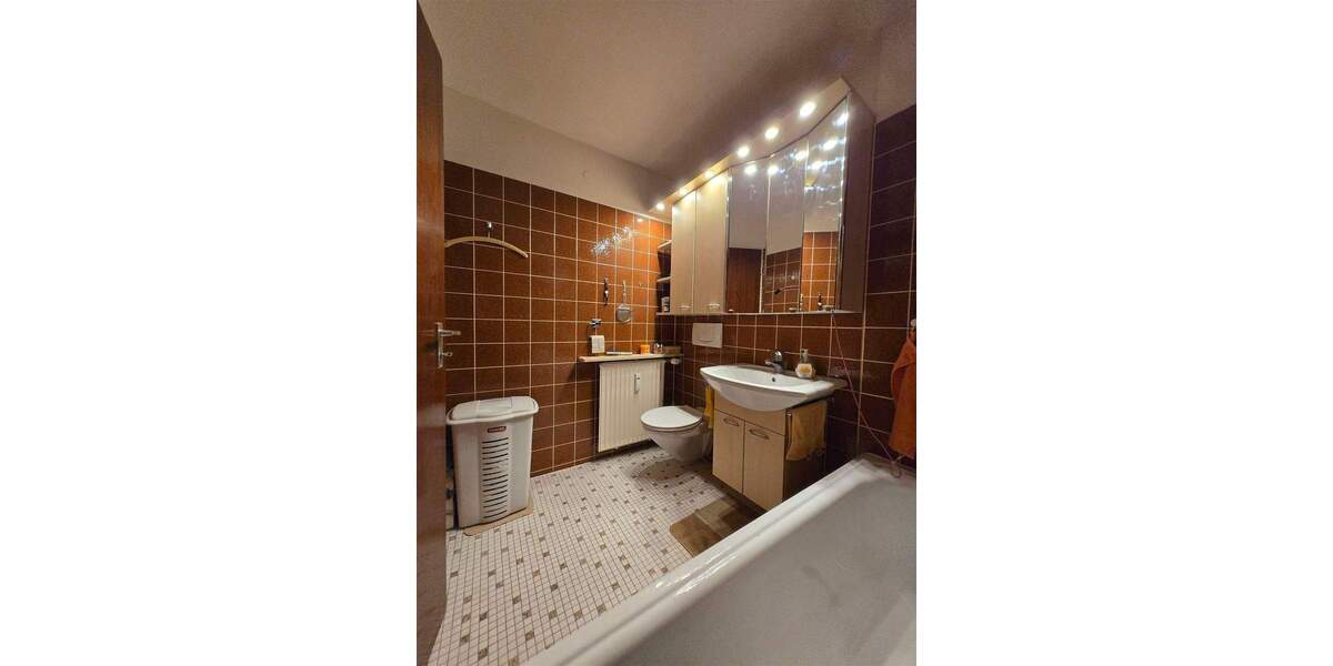 Etagenwohnung Leverkusen Steinbüchel - 3 Zimmer, 79 m&sup2;, 197.000&euro; | Angebot:25692845