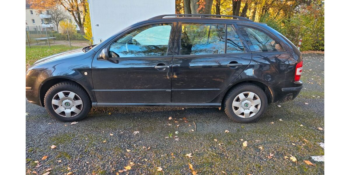 Skoda Fabia 212.000 km 1.250 € Schwelm 58332