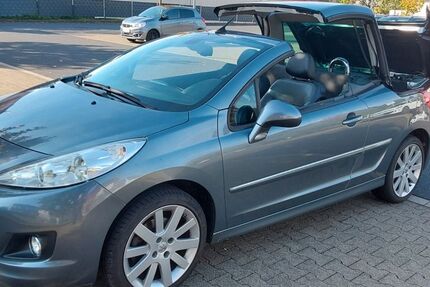 Peugeot 207 104.000 km 2.800 &euro; Solingen 42719