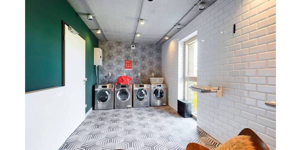 Etagenwohnung Köln Deutz - 1 Zimmer, 28 m&sup2;, 756&euro; | Angebot:24065718