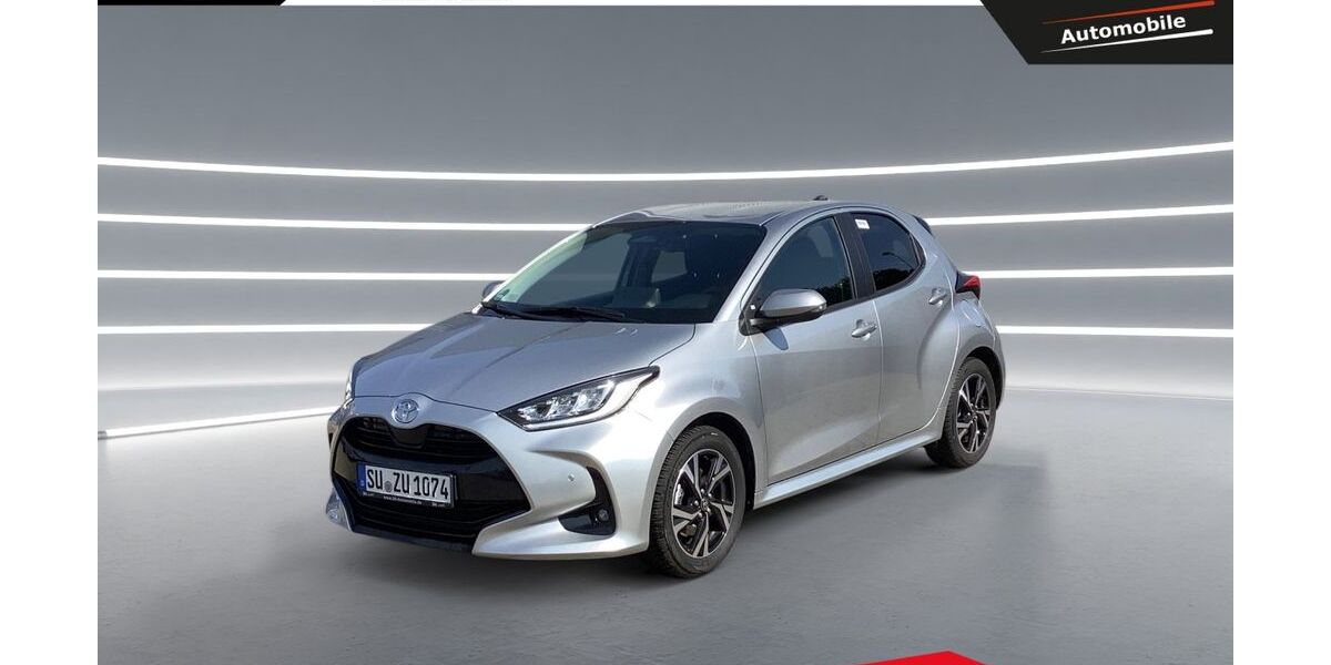 Toyota Yaris 8.129 km 25.490 &euro; Köln 51149