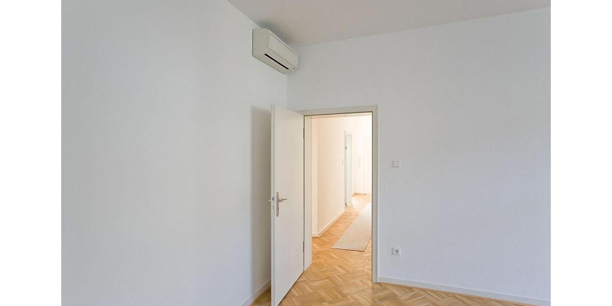 Etagenwohnung Düsseldorf Niederkassel - 3 Zimmer, 97 m&sup2;, 1.750&euro; | Angebot:24326184