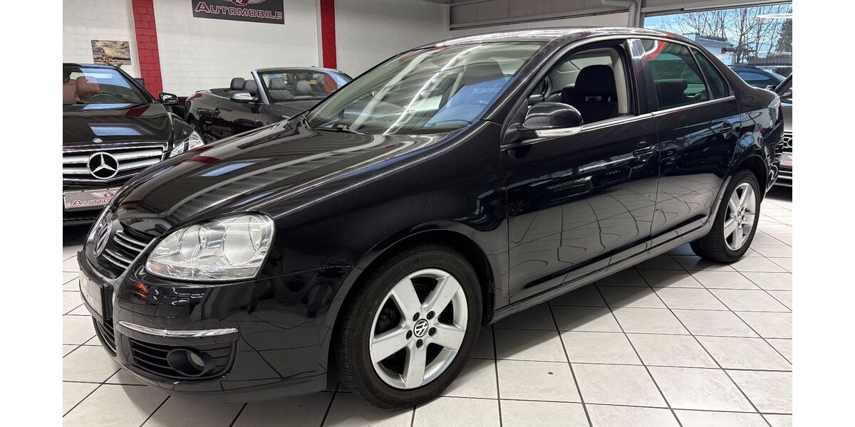 VW Jetta 180.000 km 4.990 € Leverkusen 51371