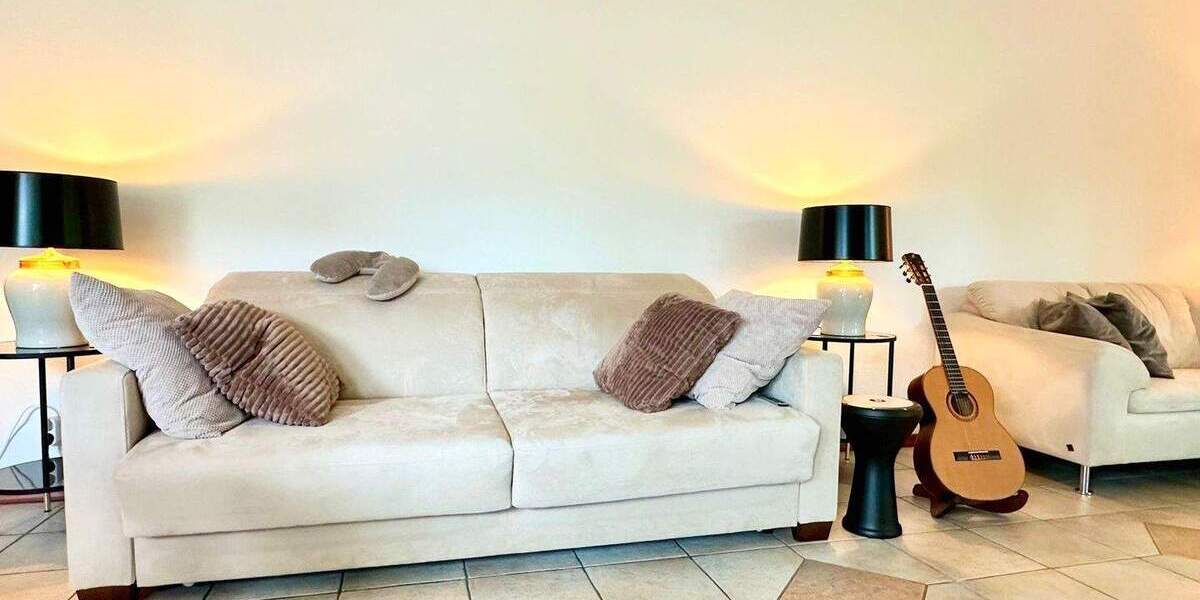 Etagenwohnung Hilden Kalstert - 4 Zimmer, 113 m&sup2;, 419.000&euro; | Angebot:24484440