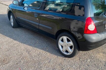 Renault Clio 157.688 km 1.299 &euro; Bergisch Gladbach 51427