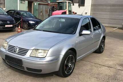 VW Bora 264.000 km 1.450 &euro; Hilden 40721