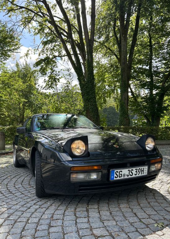 944