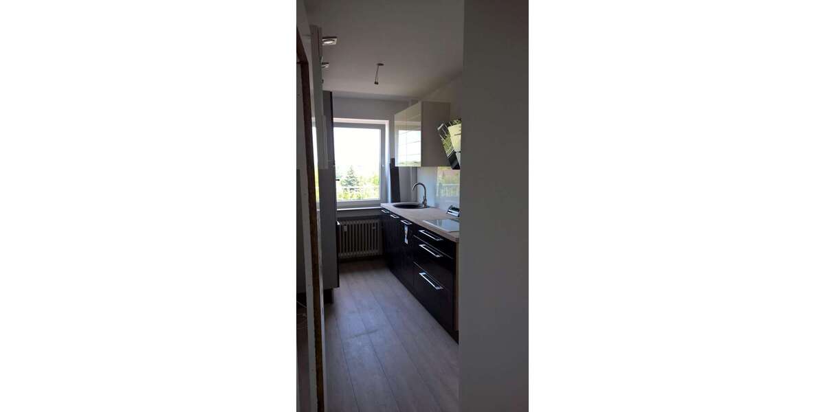Etagenwohnung Köln Nippes - 3 Zimmer, 77 m&sup2;, 310.000&euro; | Angebot:27032580