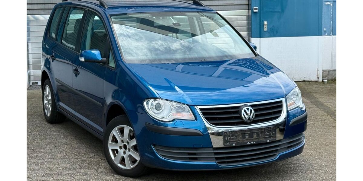 VW Touran 190.000 km 2.198 &euro; Ratingen 40880