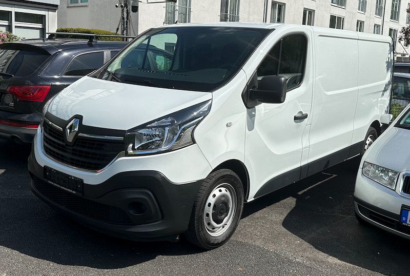 Renault Trafic 93.500 km 16.299 &euro; Köln 51174
