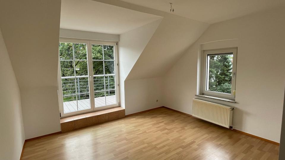 Dachgeschoßwohnung Sprockhövel - 4 Zimmer, 95 m&sup2;, 248.000&euro; | Angebot:27295646